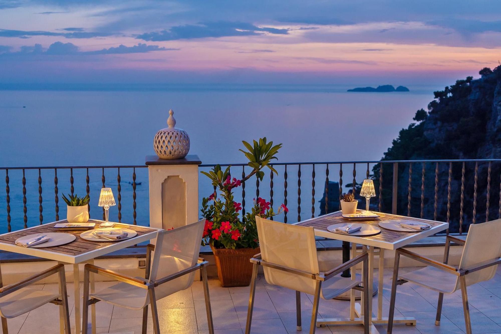 Hotel Punta Regina Positano Exterior photo