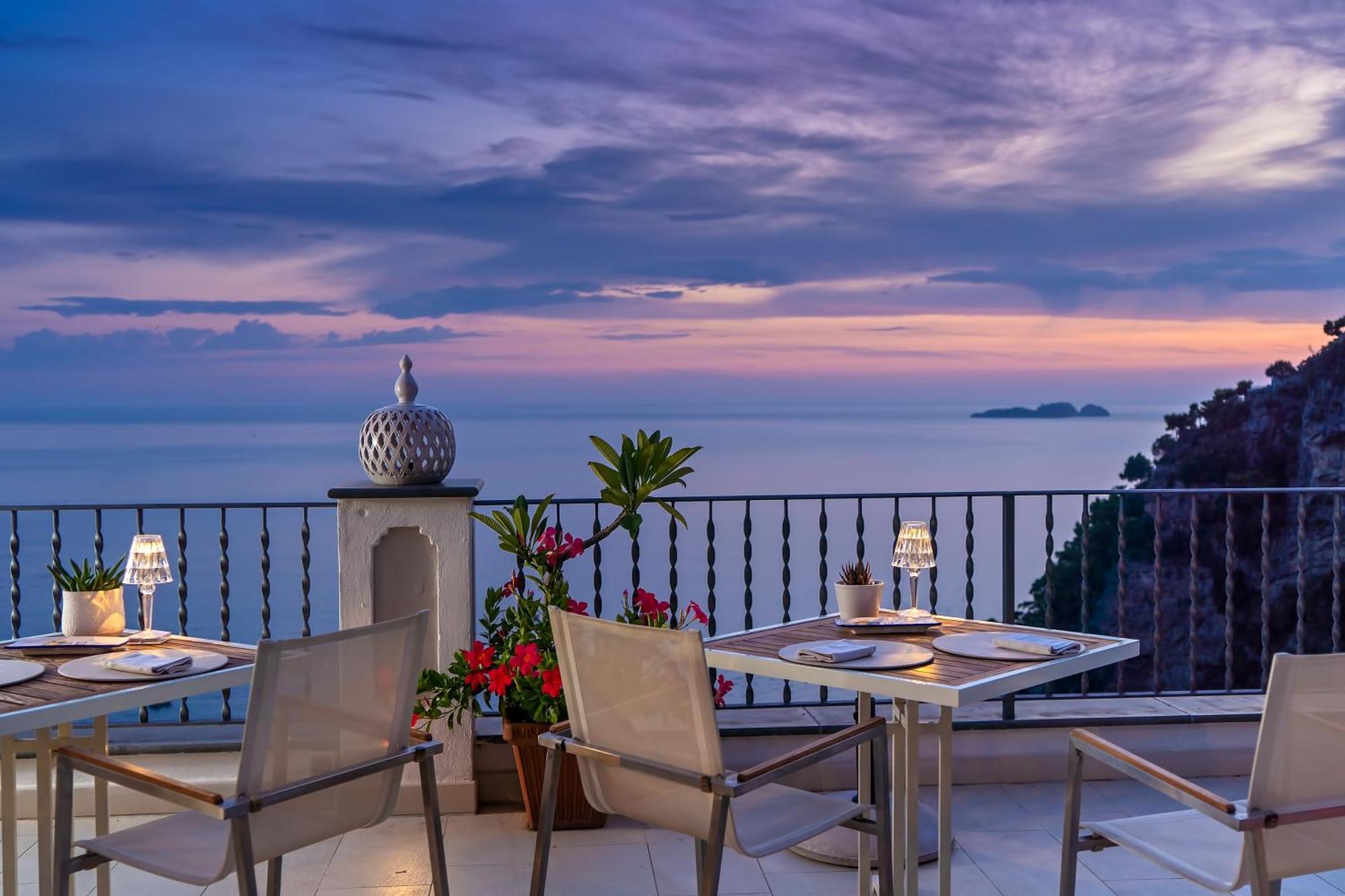 Hotel Punta Regina Positano Exterior photo